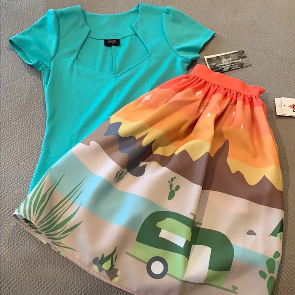 NWT | Vintage style apparel set | small